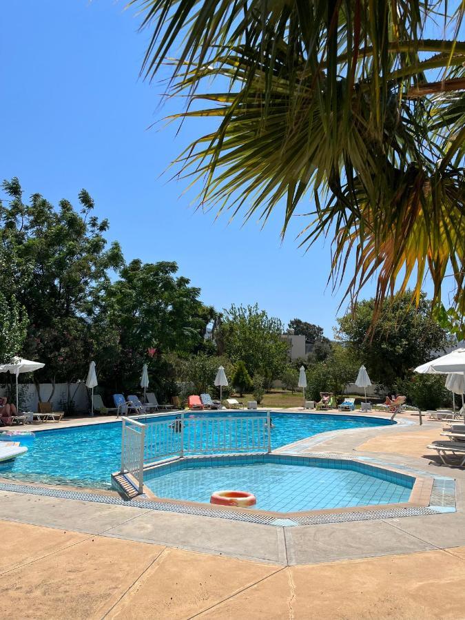 Theodorou Beach Hotel Apartments Ψαλίδι Εξωτερικό φωτογραφία