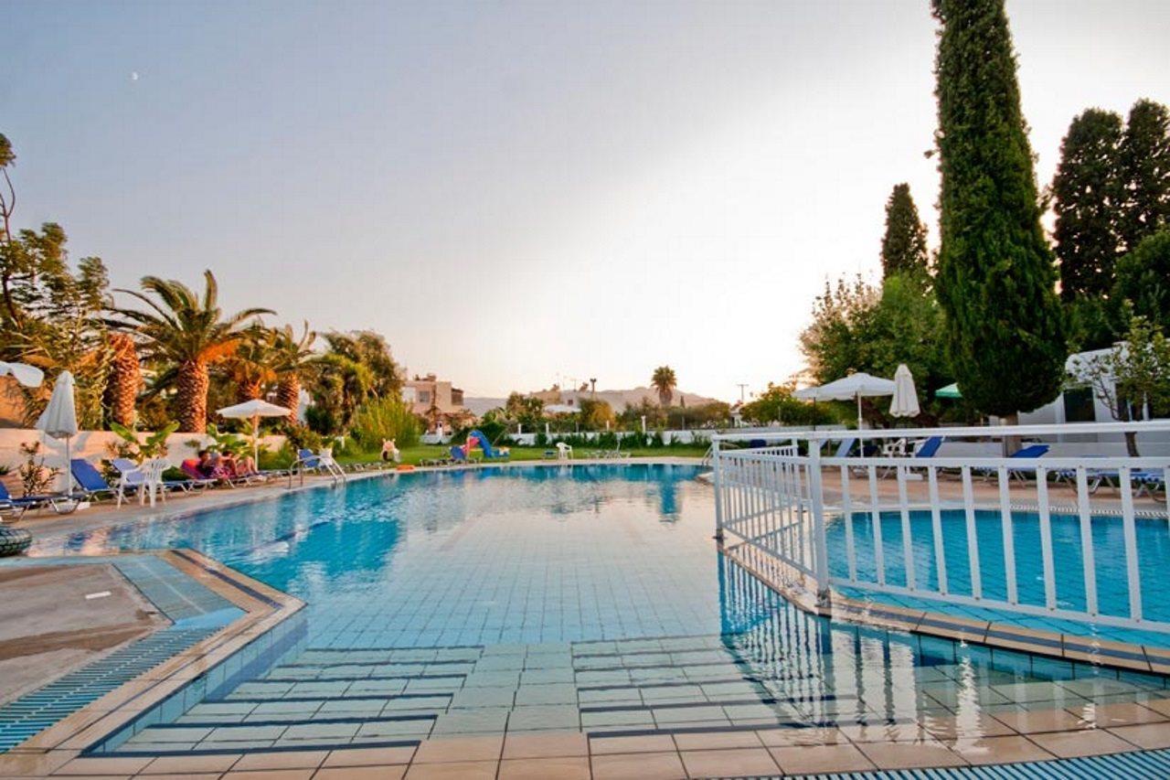 Theodorou Beach Hotel Apartments Ψαλίδι Εξωτερικό φωτογραφία