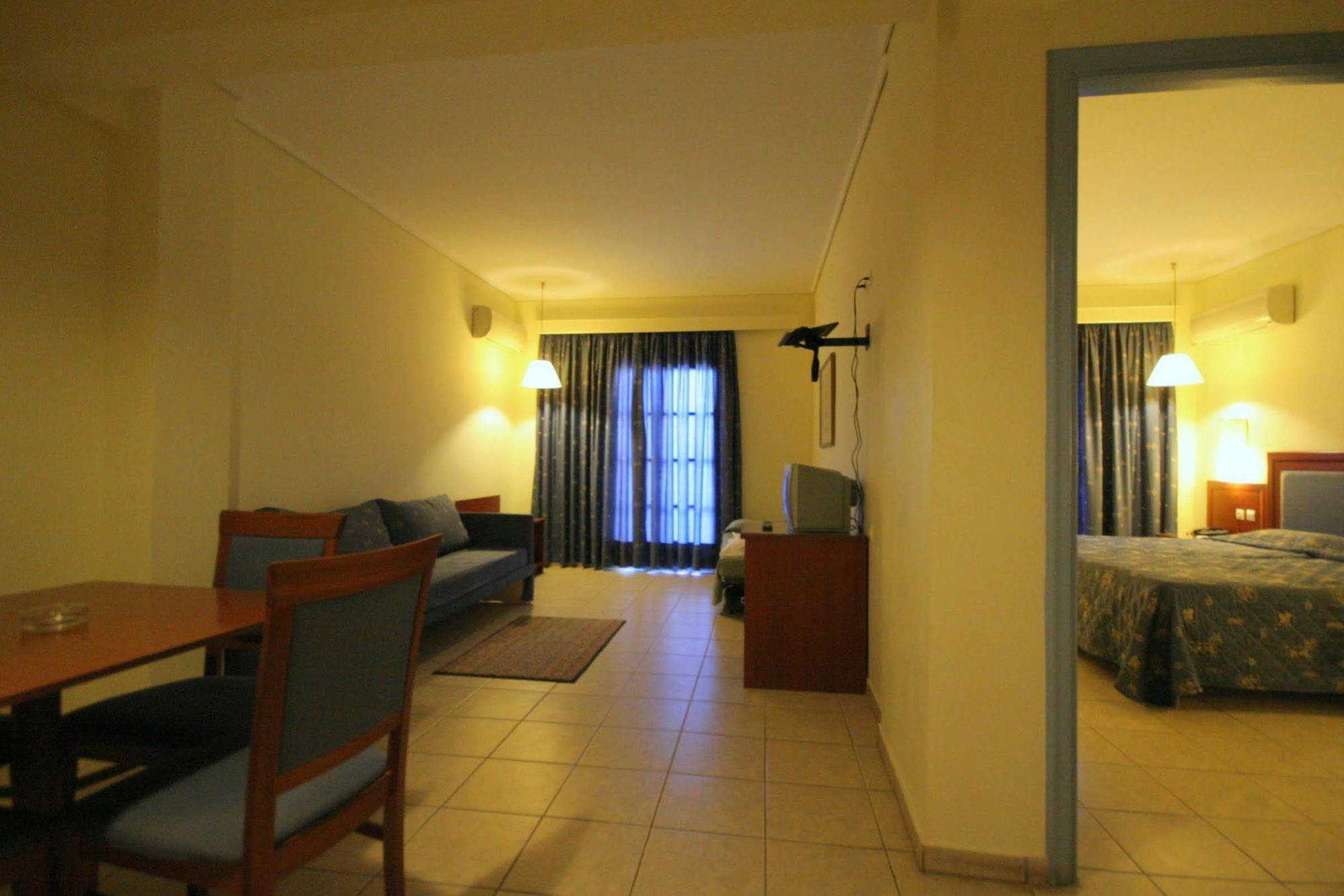 Theodorou Beach Hotel Apartments Ψαλίδι Εξωτερικό φωτογραφία